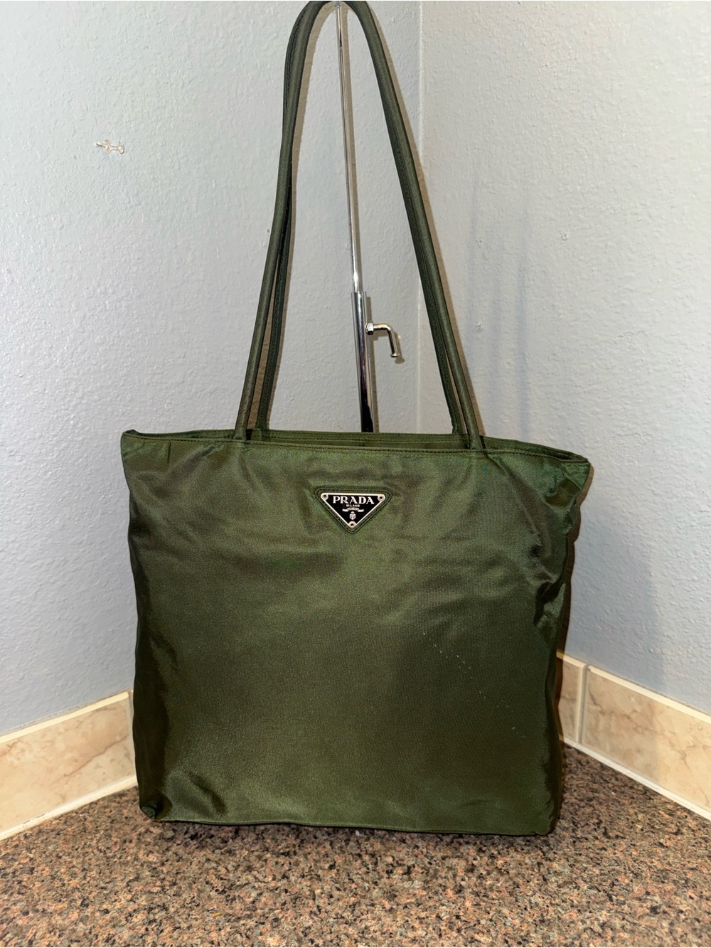 Prada Dark Olive Tessuto Nylon tote bag EUC ✅authentic✅